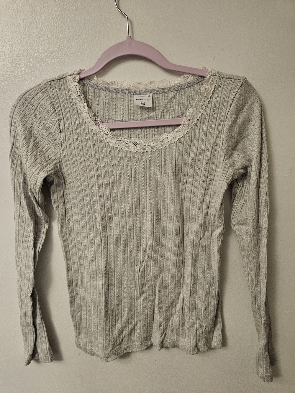 abercrombie kids NWOT Gray Ribbed Lace-Trim Long Sleeve Top